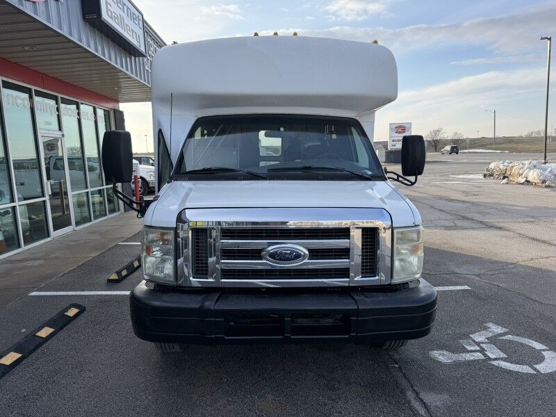 2008 Ford E-450 Passenger Bus w/ Wheelchair Lift Collinsville OK