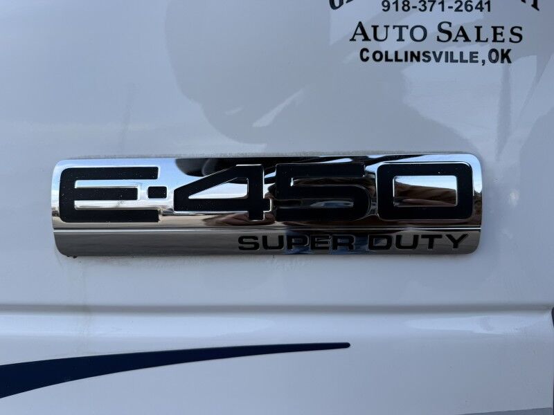 2008 Ford E-450 Passenger Bus w/ Wheelchair Lift Collinsville OK