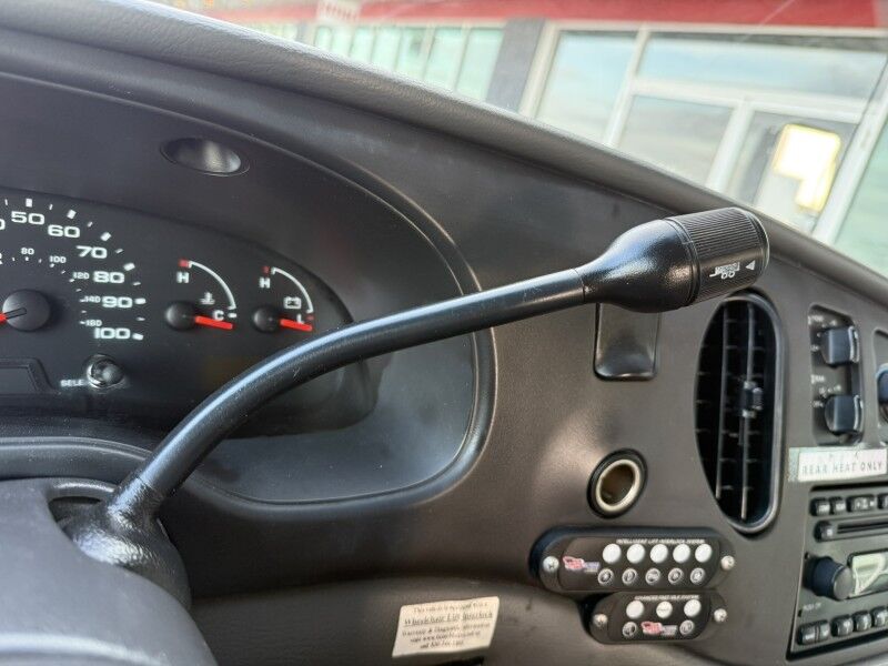 2008 Ford E-450 Passenger Bus w/ Wheelchair Lift Collinsville OK