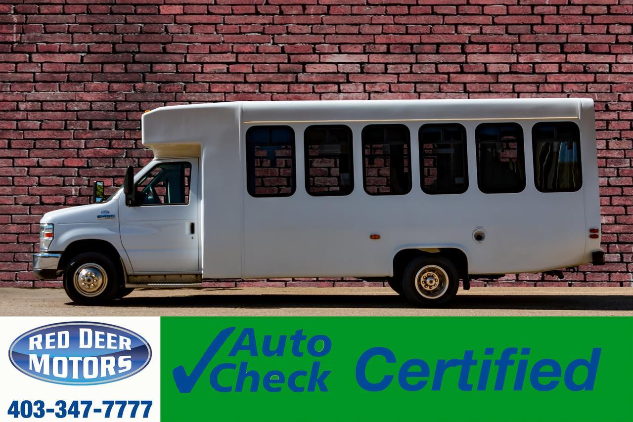 2008 Ford E-450 SD 19 Passenger Cutaway Wheelchair Lift