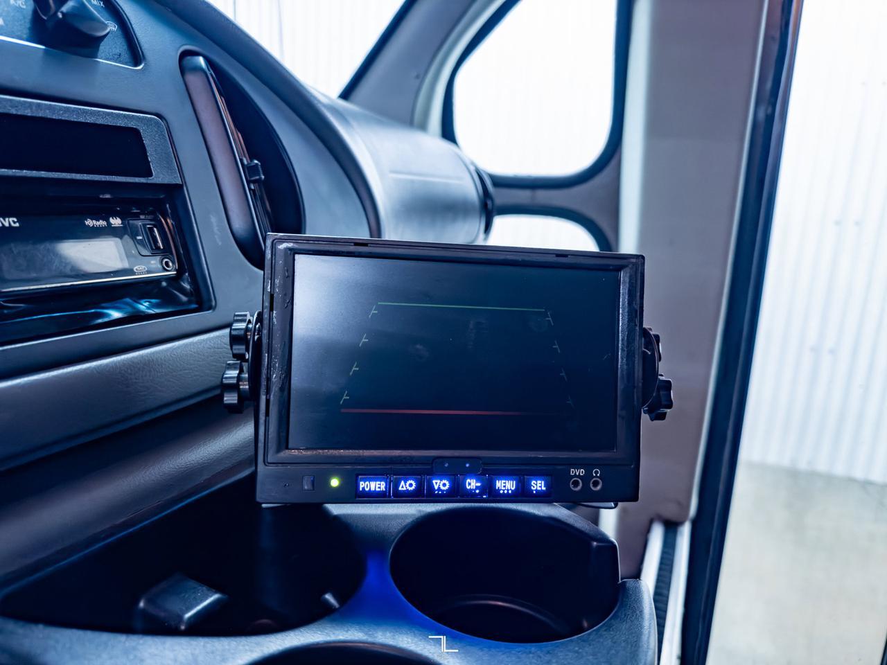 2008 Ford E-450 XLT 24 PASSENGER Red Deer AB