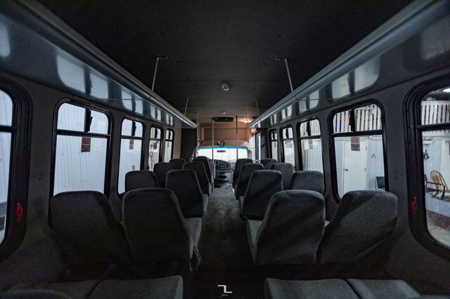 2008 Ford E-450 XLT 24 Passenger Bus Red Deer AB