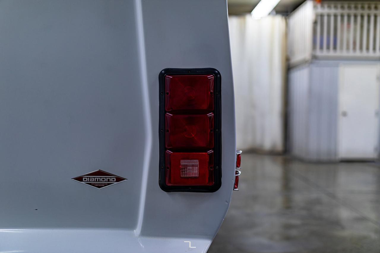 2008 Ford E-450 XLT 24 Passenger Bus Red Deer AB