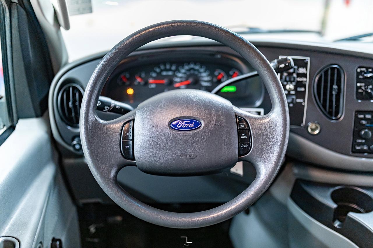 2008 Ford E-450 XLT 24 Passenger Bus Red Deer AB