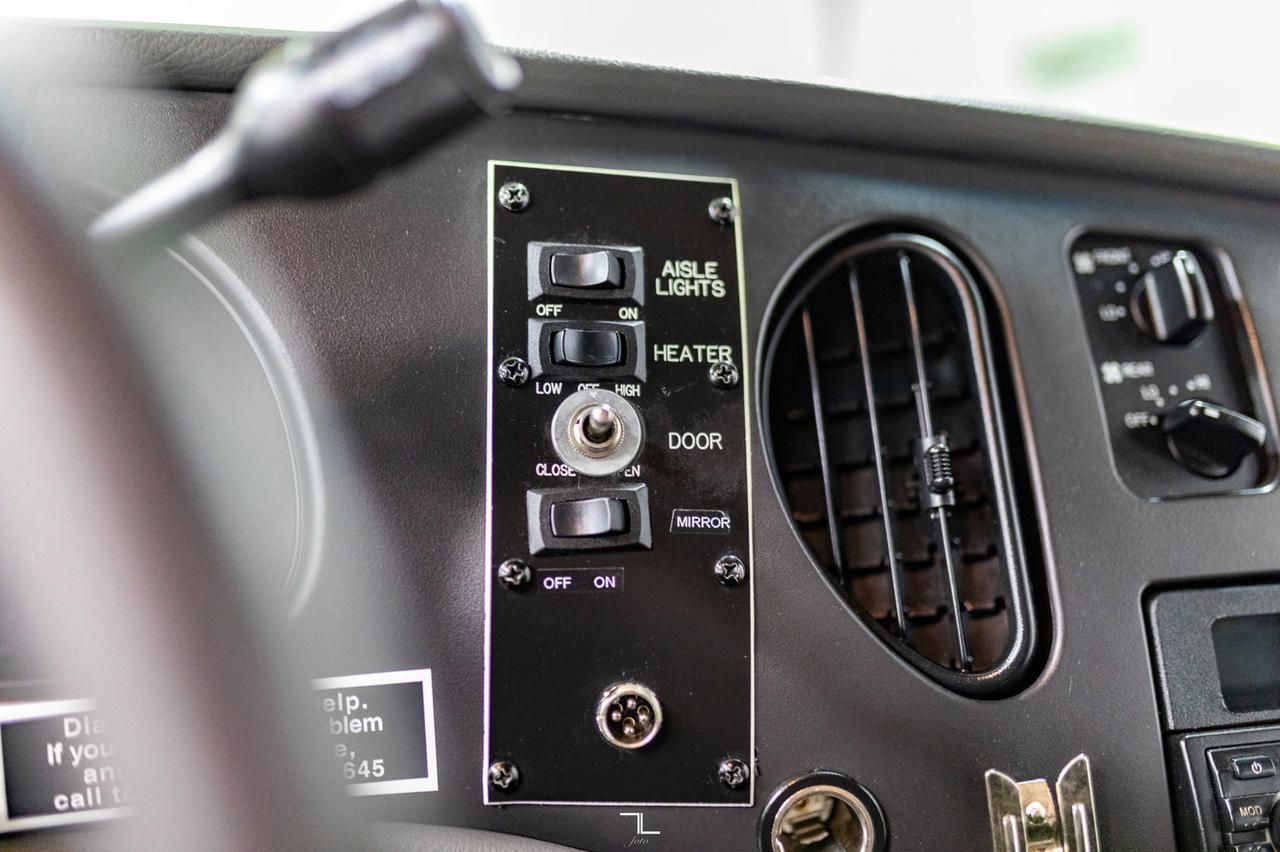 2008 Ford E-450 XLT 24 Passenger Bus Red Deer AB