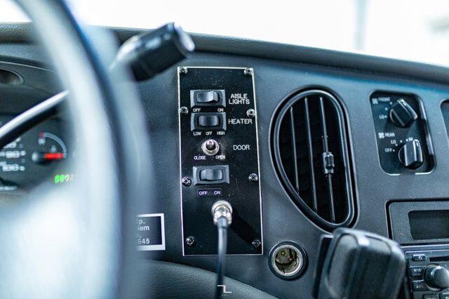 2008 Ford E-450 XLT 24 Passenger Bus Red Deer AB