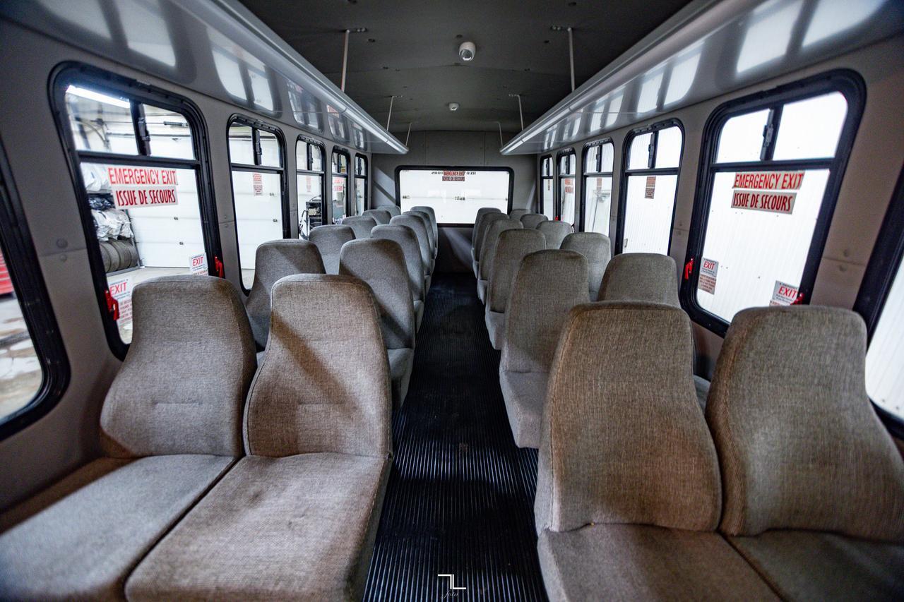 2008 Ford E-450 XLT 24 Passenger Red Deer AB