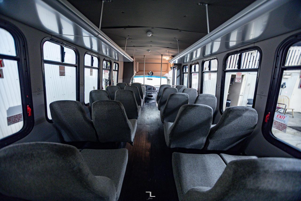 2008 Ford E-450 XLT 24 Passenger Red Deer AB