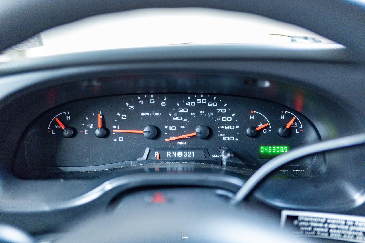 2008 Ford E-450 XLT 24 Passenger Red Deer AB