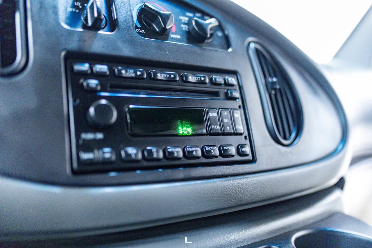 2008 Ford E-450 XLT 24 Passenger Red Deer AB