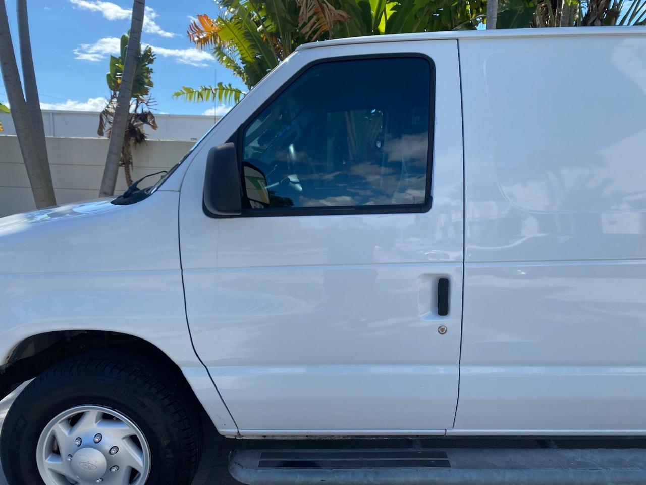 2008 Ford Econoline Cargo Van CARGO VAN E250 LOW MILES 58,008 Pompano Beach FL