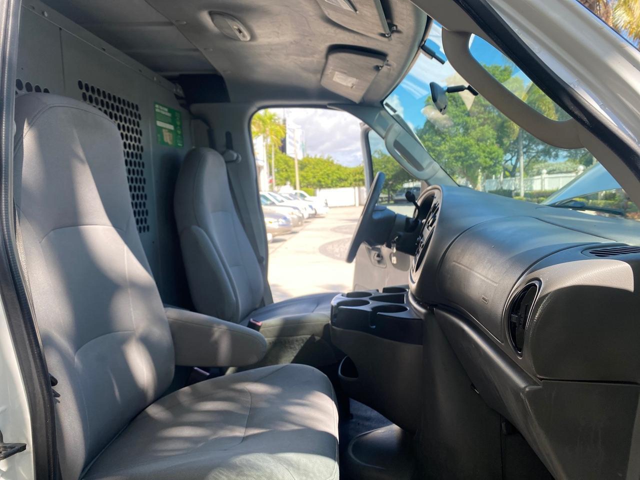 2008 Ford Econoline Cargo Van CARGO VAN E250 LOW MILES 58,008 Pompano Beach FL