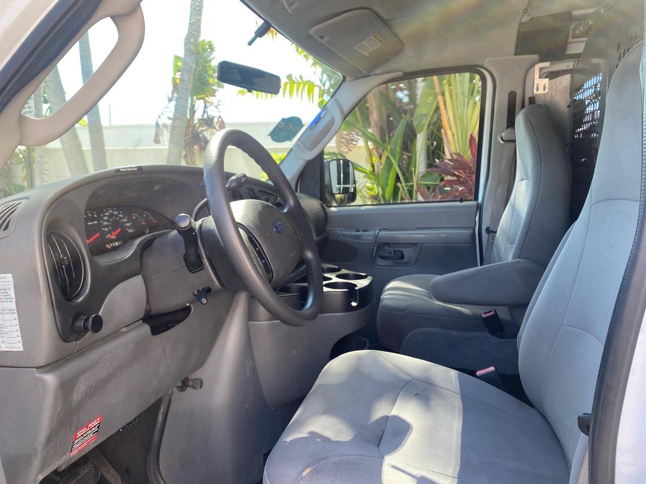 2008 Ford Econoline Cargo Van CARGO VAN E250 LOW MILES 58,008 Pompano Beach FL