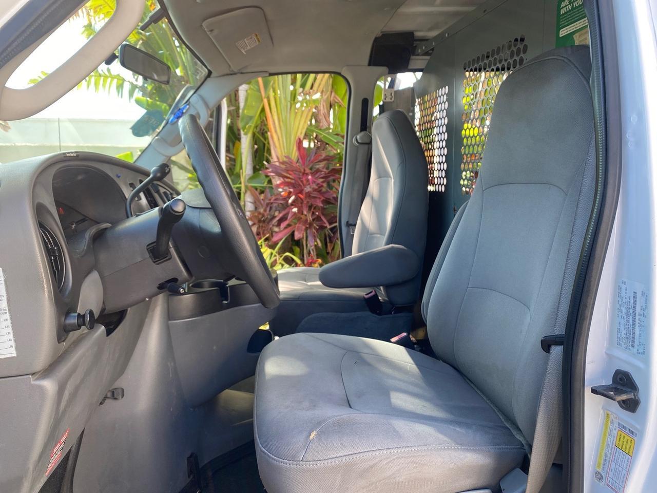 2008 Ford Econoline Cargo Van CARGO VAN E250 LOW MILES 58,008 Pompano Beach FL