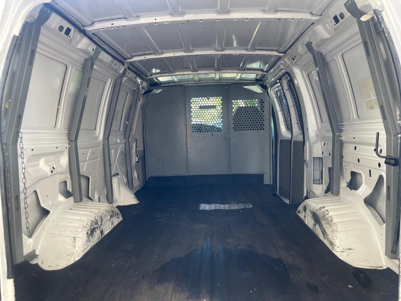 2008 Ford Econoline Cargo Van CARGO VAN E250 LOW MILES 58,008 Pompano Beach FL