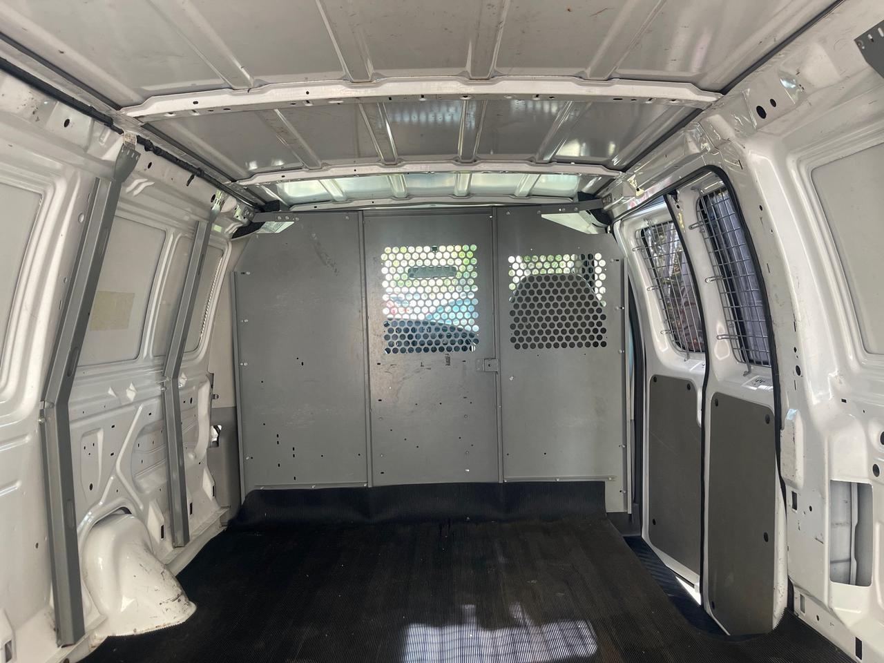 2008 Ford Econoline Cargo Van CARGO VAN E250 LOW MILES 58,008 Pompano Beach FL