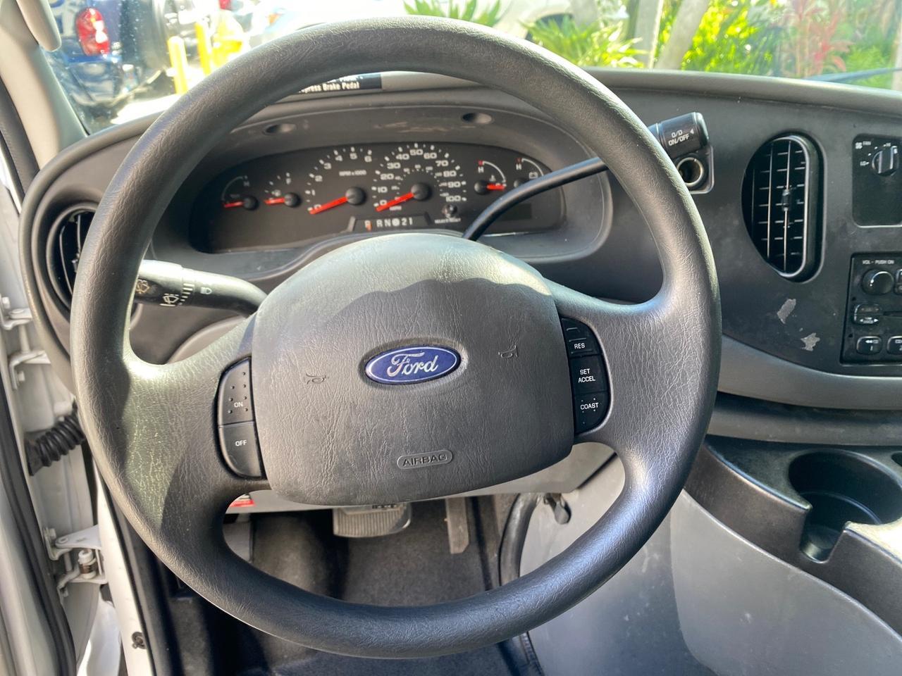 2008 Ford Econoline Cargo Van CARGO VAN E250 LOW MILES 58,008 Pompano Beach FL