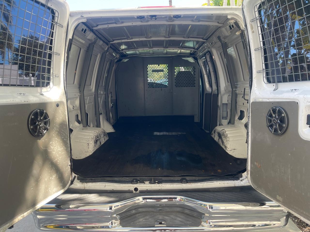 2008 Ford Econoline Cargo Van CARGO VAN E250 LOW MILES 58,008 Pompano Beach FL