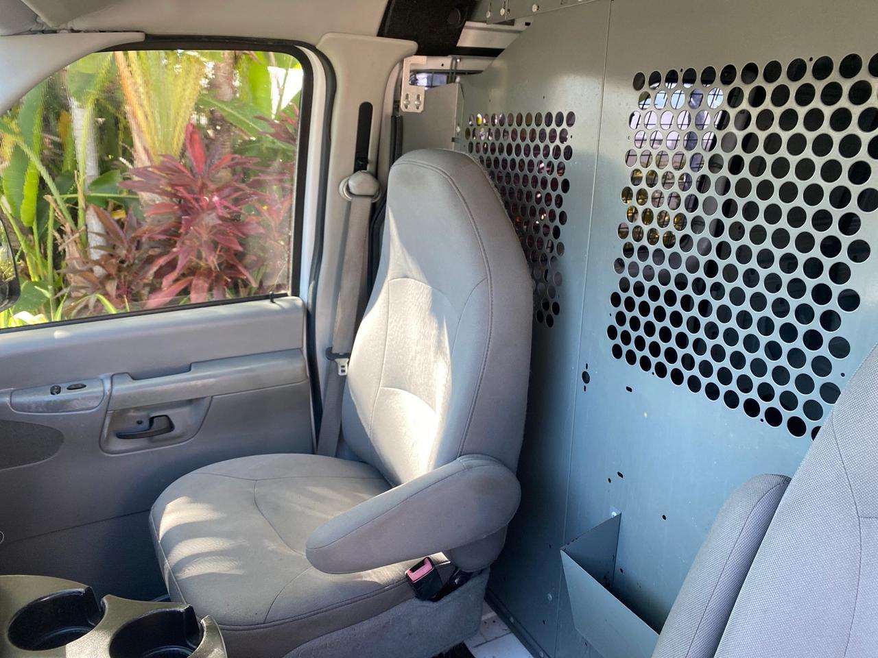 2008 Ford Econoline Cargo Van CARGO VAN E250 LOW MILES 58,008 Pompano Beach FL