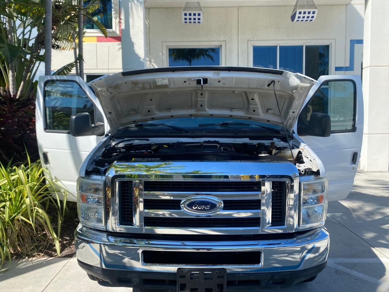 2008 Ford Econoline Cargo Van CARGO VAN E250 LOW MILES 58,008 Pompano Beach FL