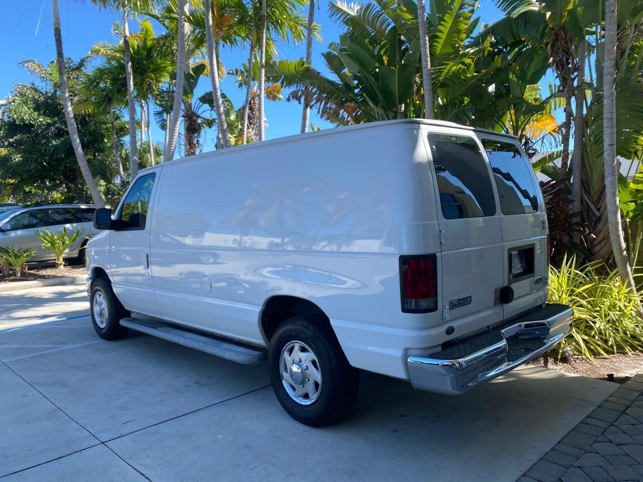 2008 Ford Econoline Cargo Van CARGO VAN E250 LOW MILES 58,008 Pompano Beach FL