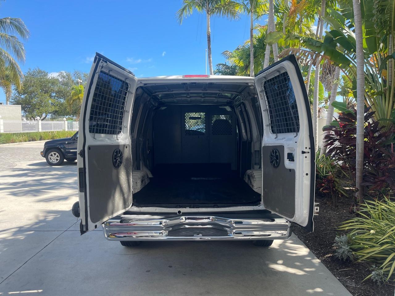 2008 Ford Econoline Cargo Van CARGO VAN E250 LOW MILES 58,008 Pompano Beach FL