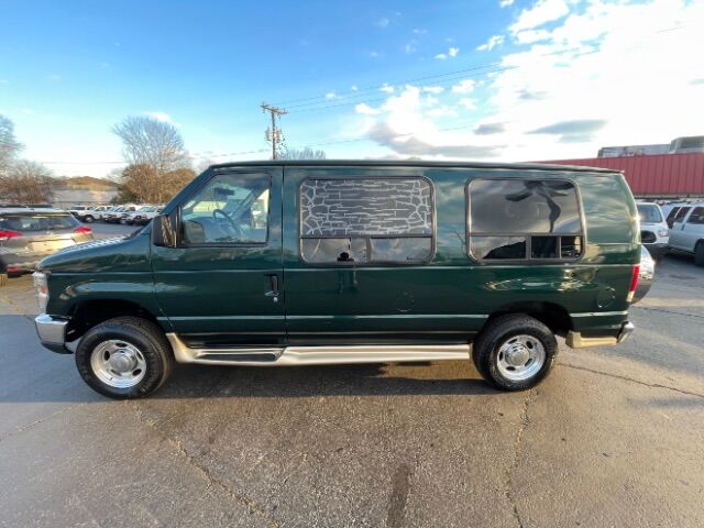 2008 Ford Econoline E-150 Recreational Van 138.0 INCH WB