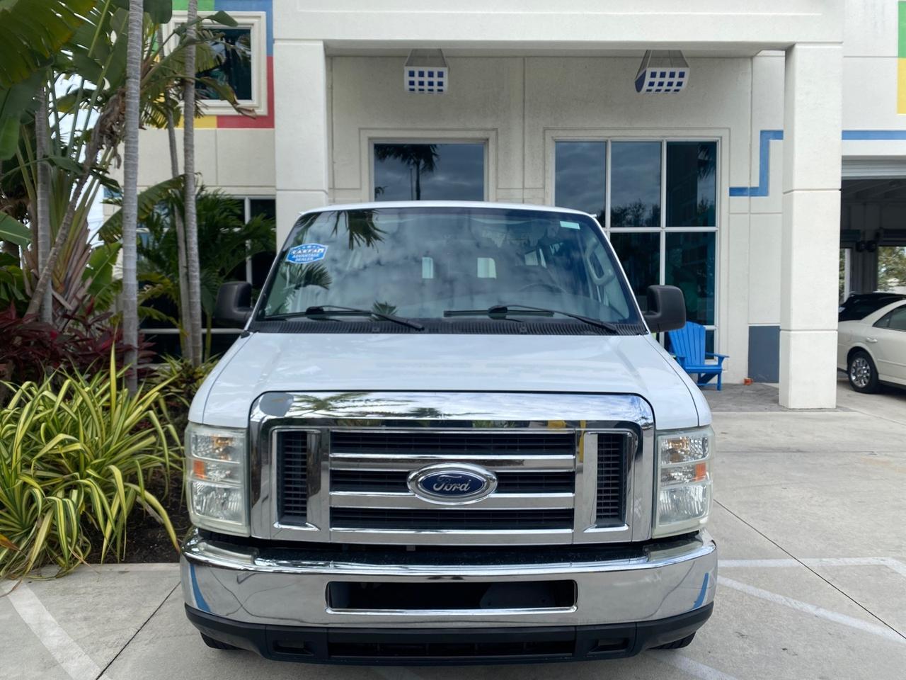 2008 Ford Econoline Wagon XLT 15 PASSENGERS E350 CLEAN Pompano Beach FL