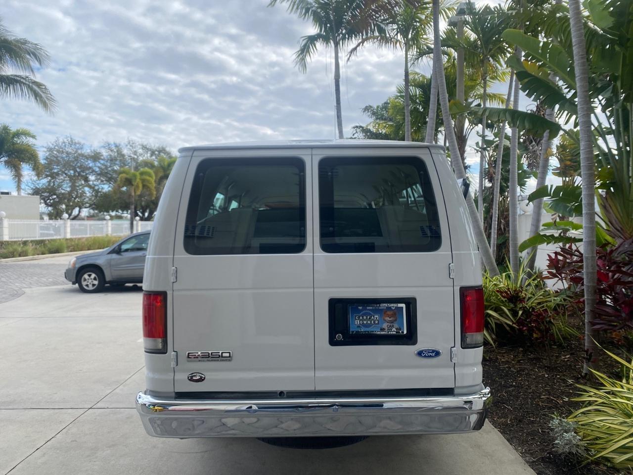 2008 Ford Econoline Wagon XLT 15 PASSENGERS E350 CLEAN Pompano Beach FL