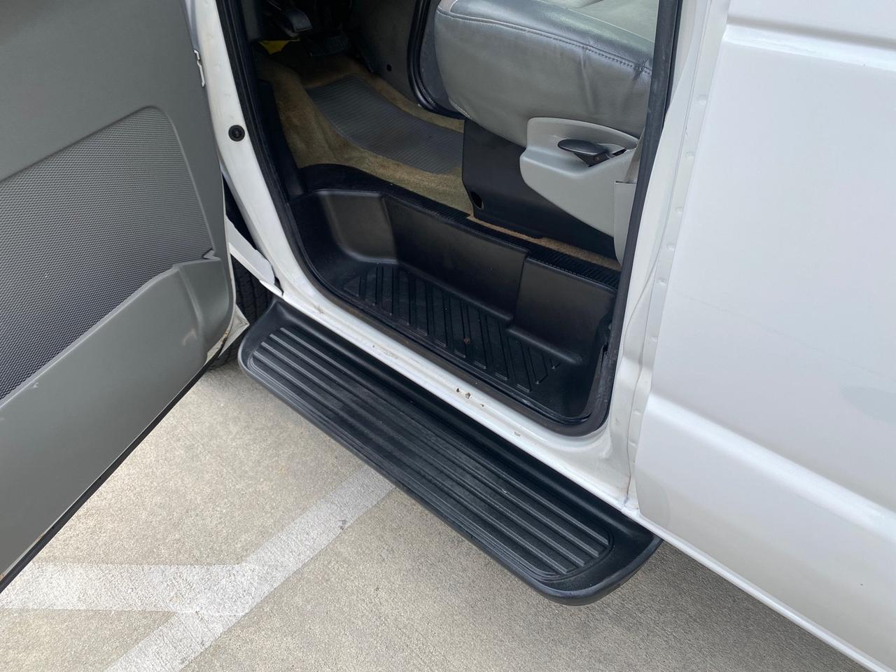 2008 Ford Econoline Wagon XLT 15 PASSENGERS E350 CLEAN Pompano Beach FL