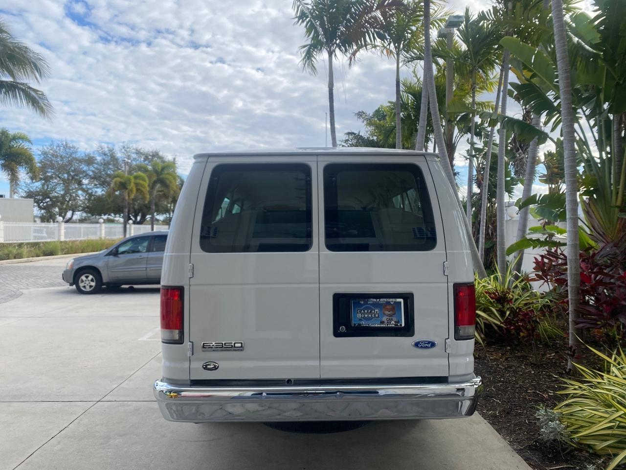 2008 Ford Econoline Wagon XLT 15 PASSENGERS E350 CLEAN Pompano Beach FL