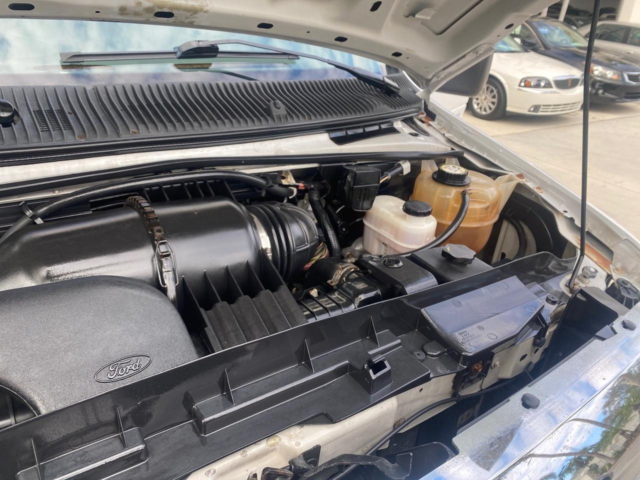 2008 Ford Econoline Wagon XLT 15 PASSENGERS E350 CLEAN Pompano Beach FL