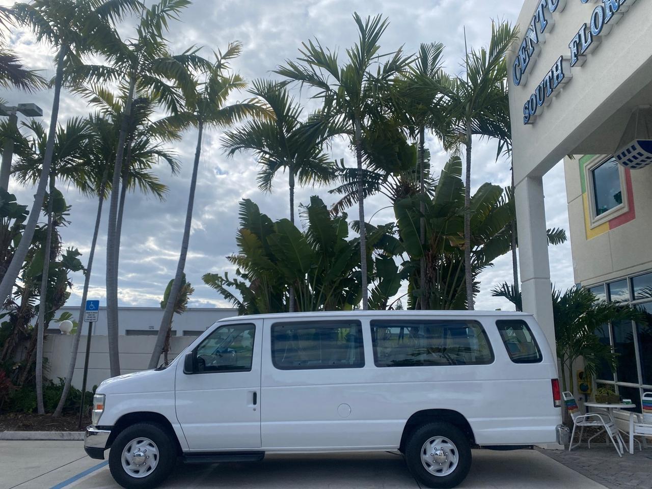2008 Ford Econoline Wagon XLT 15 PASSENGERS E350 CLEAN Pompano Beach FL