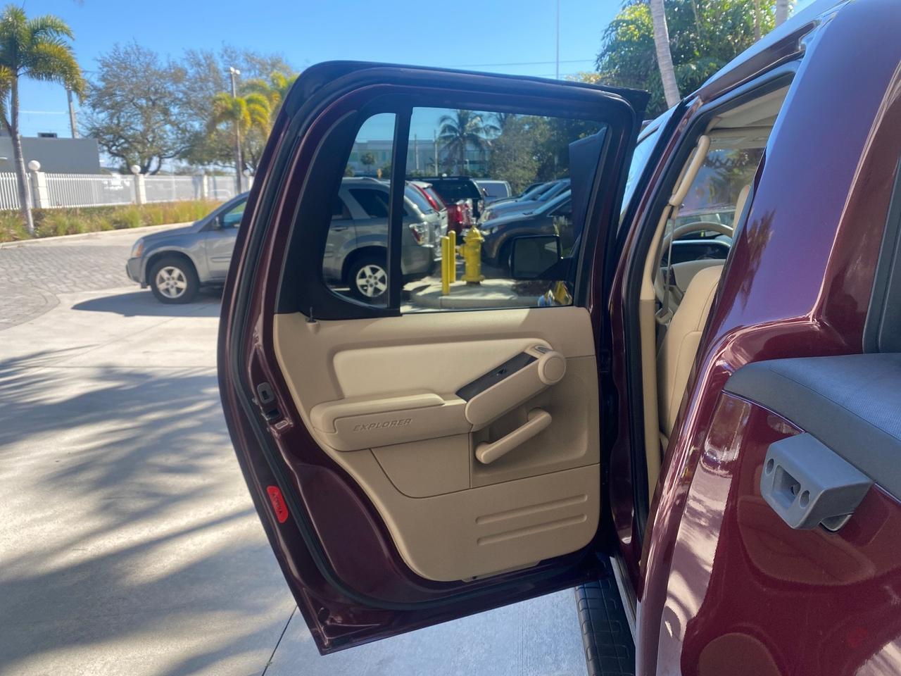 2008 Ford Explorer Sport Trac Limited LOW MILES 49,936 Pompano Beach FL