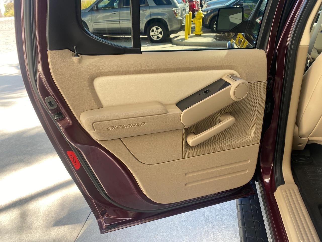 2008 Ford Explorer Sport Trac Limited LOW MILES 49,936 Pompano Beach FL