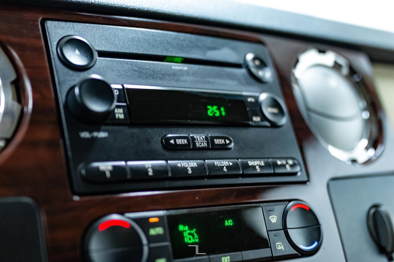 2008 Ford F-250 4x4 Crew Cab Lariat Diesel Leather BCam Red Deer AB