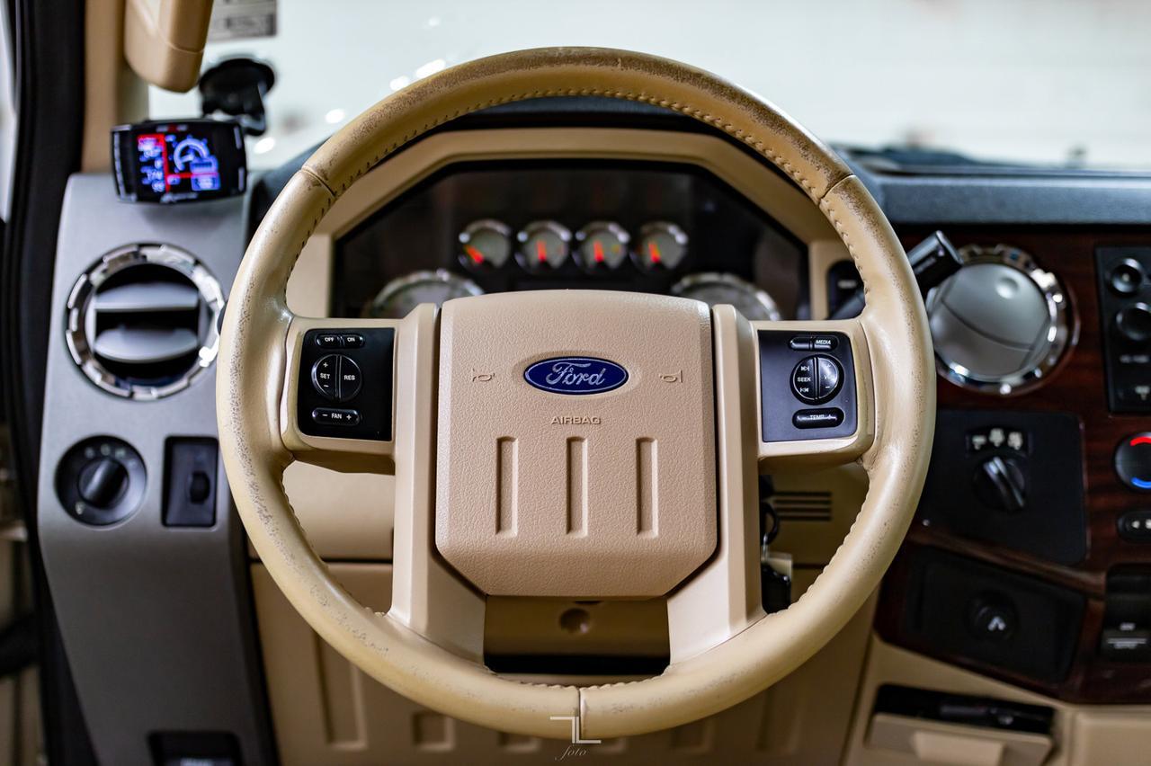 2008 Ford F-250 4x4 Crew Cab Lariat Diesel Leather BCam Red Deer AB