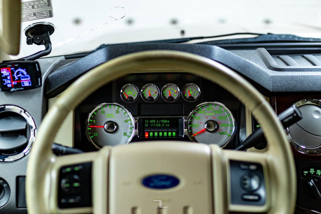 2008 Ford F-250 4x4 Crew Cab Lariat Diesel Leather BCam Red Deer AB