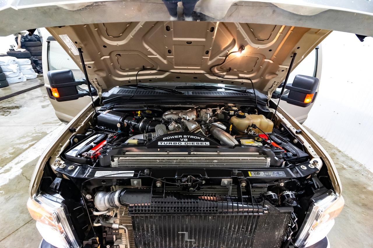 2008 Ford F-250 4x4 Crew Cab Lariat Diesel Leather BCam Red Deer AB