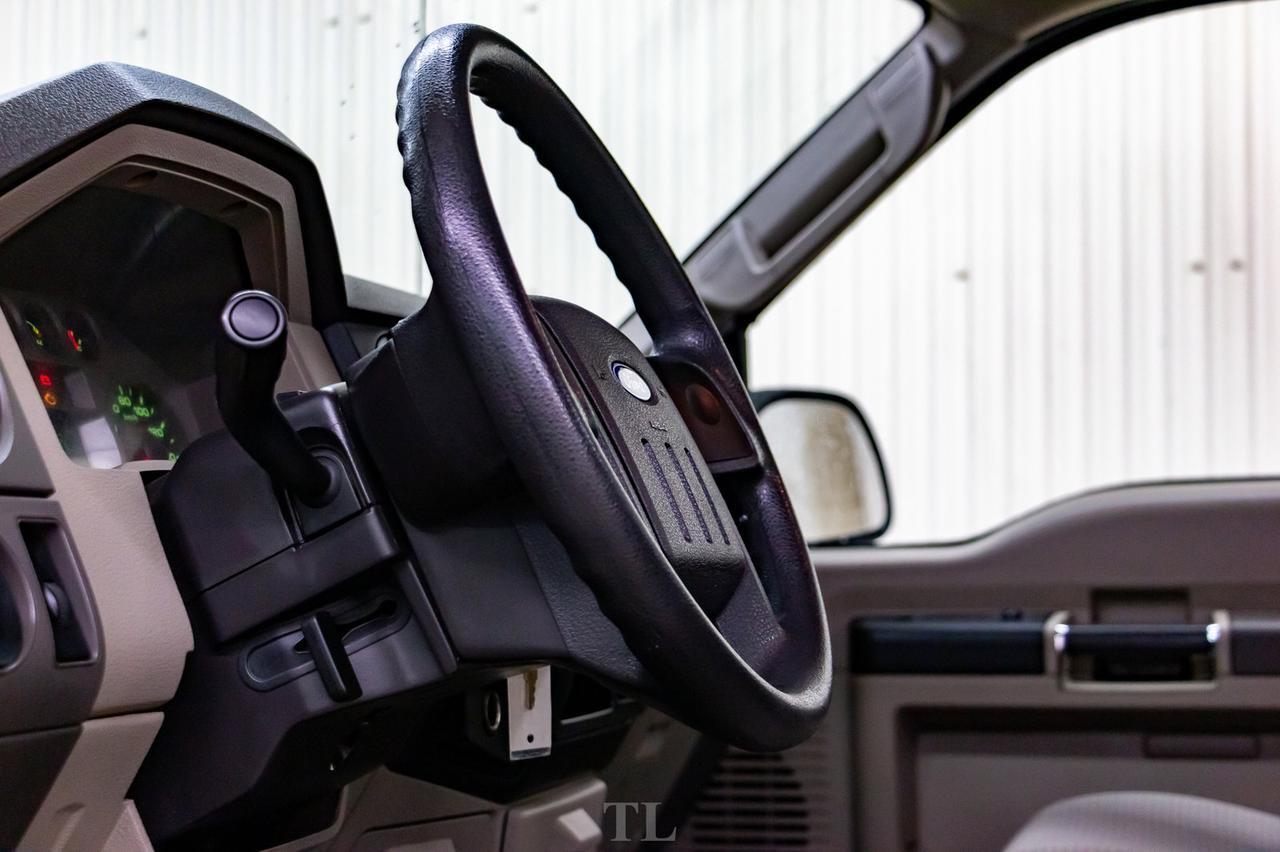 2008 Ford F-250 4x4 Reg Cab XL Longbox Red Deer AB