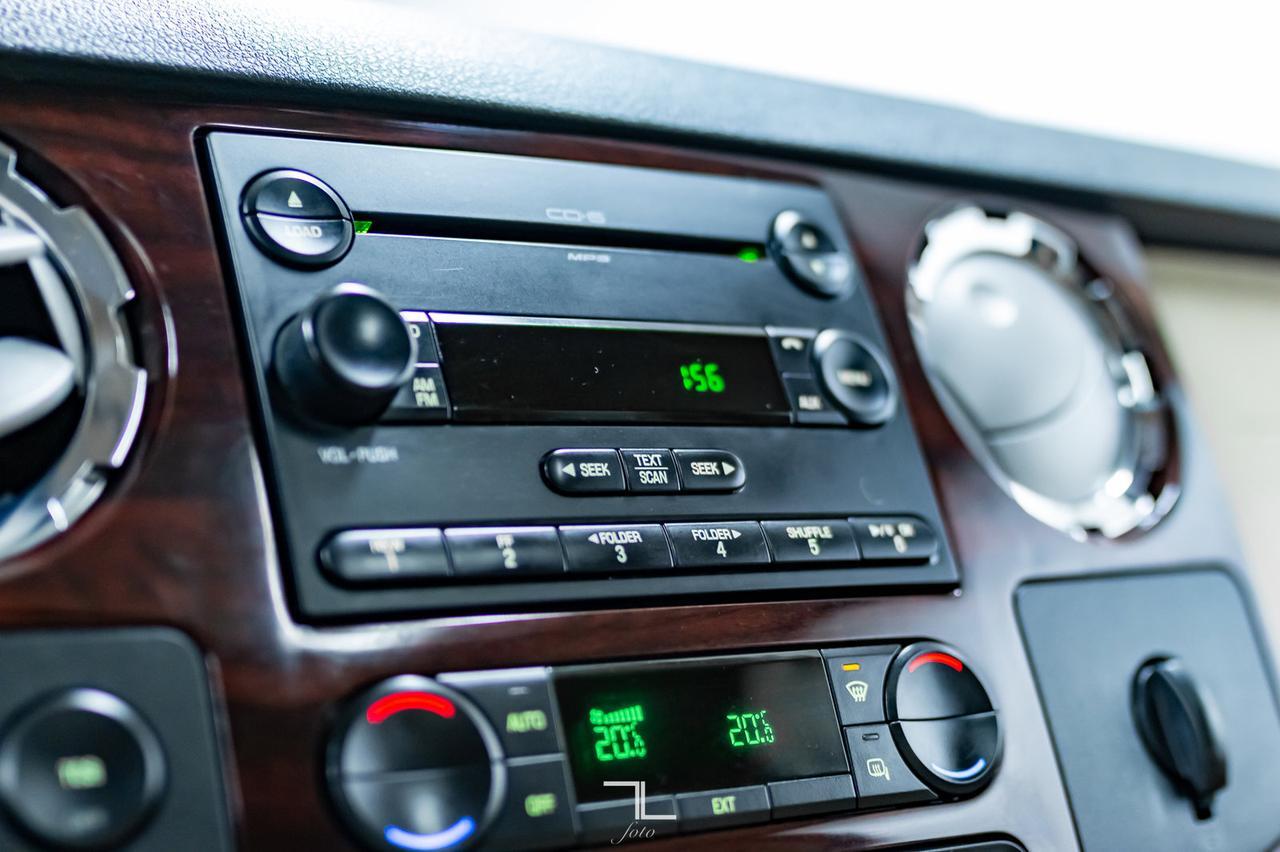 2008 Ford F-350 4x4 Crew Cab Lariat Diesel Leather Roof Red Deer AB