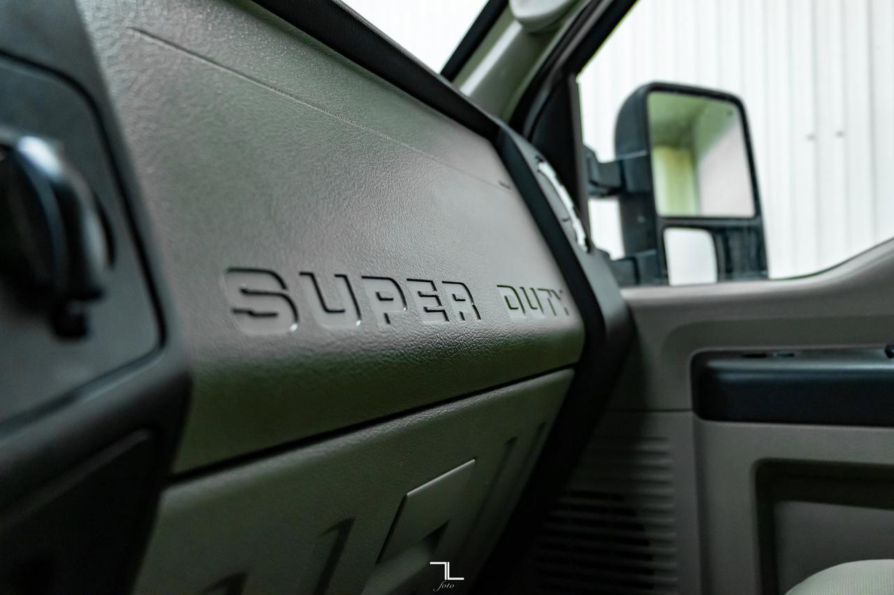 2008 Ford F-350 4x4 Reg Cab XLT Mobile Office Diesel Red Deer AB