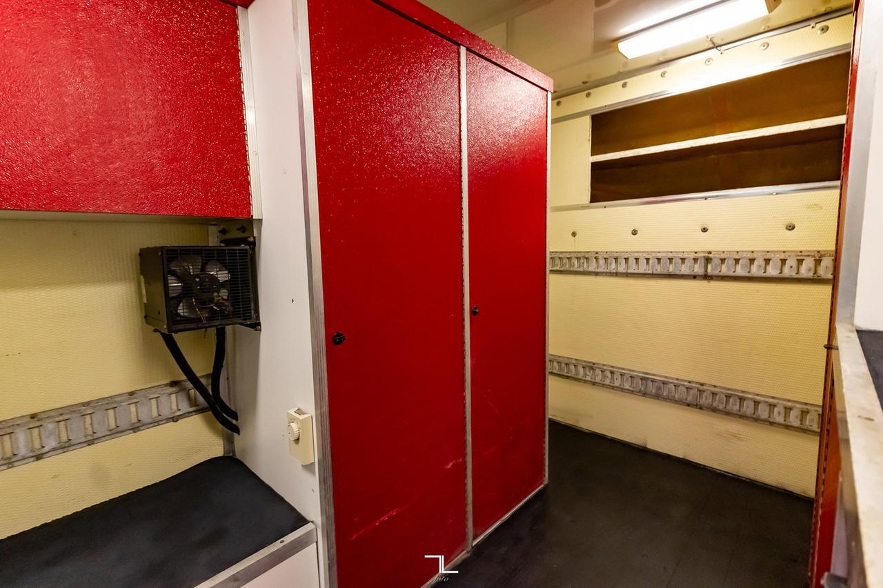 2008 Ford F-350 4x4 Reg Cab XLT Mobile Office Diesel Red Deer AB