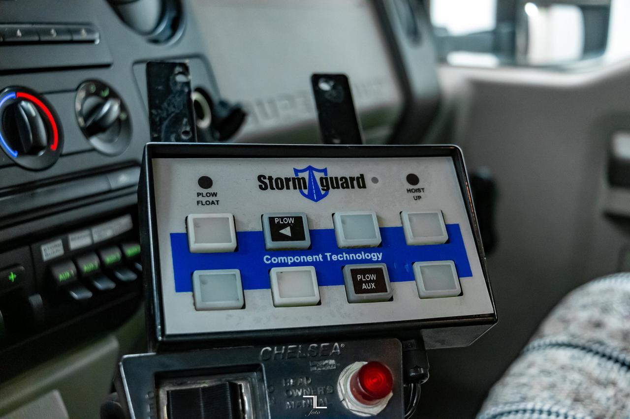 2008 Ford F-450 4x4 Reg Cab XL Snow Plow Dump Box Diesel Red Deer AB