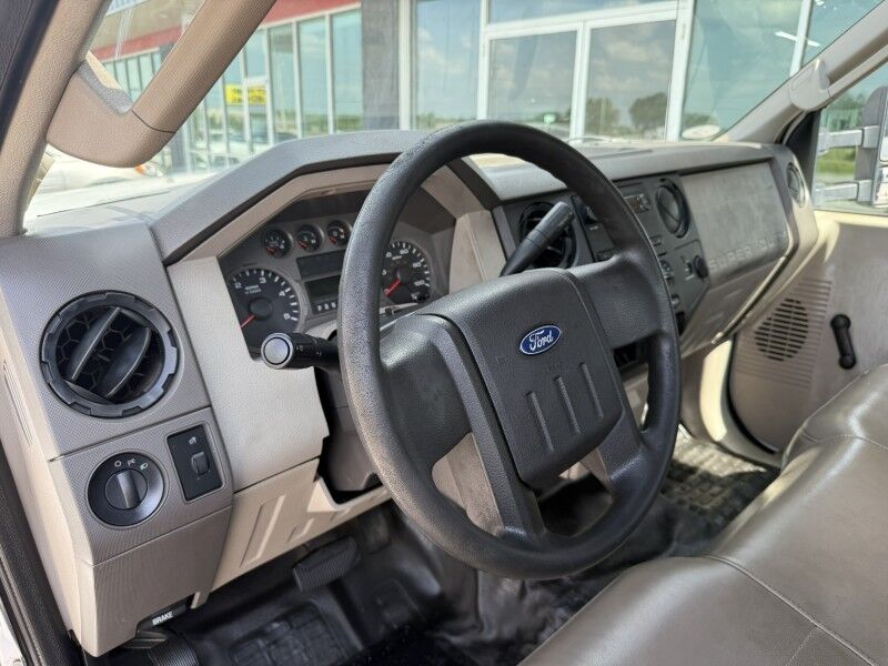 2008 Ford F-450 Diesel Stake Flatbed w/ Lift 63k mi's XL Collinsville OK