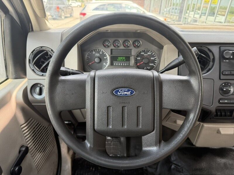 2008 Ford F-450 Diesel Stake Flatbed w/ Lift 63k mi's XL Collinsville OK