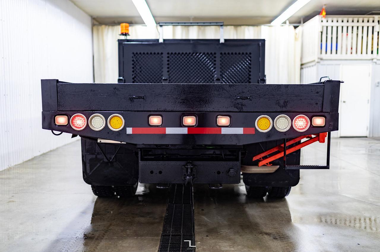 2008 Ford F-550 4x2 Crew Cab XL Deck Red Deer AB