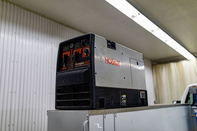 2008 Ford F-550 4x2 Reg Cab Service Body Dually  Diesel Red Deer AB