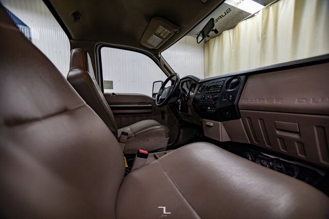 2008 Ford F-550 4x2 Reg Cab Service Body Dually  Diesel Red Deer AB