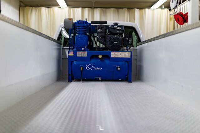 2008 Ford F-550 4x2 Reg Cab Service Body Dually  Diesel Red Deer AB